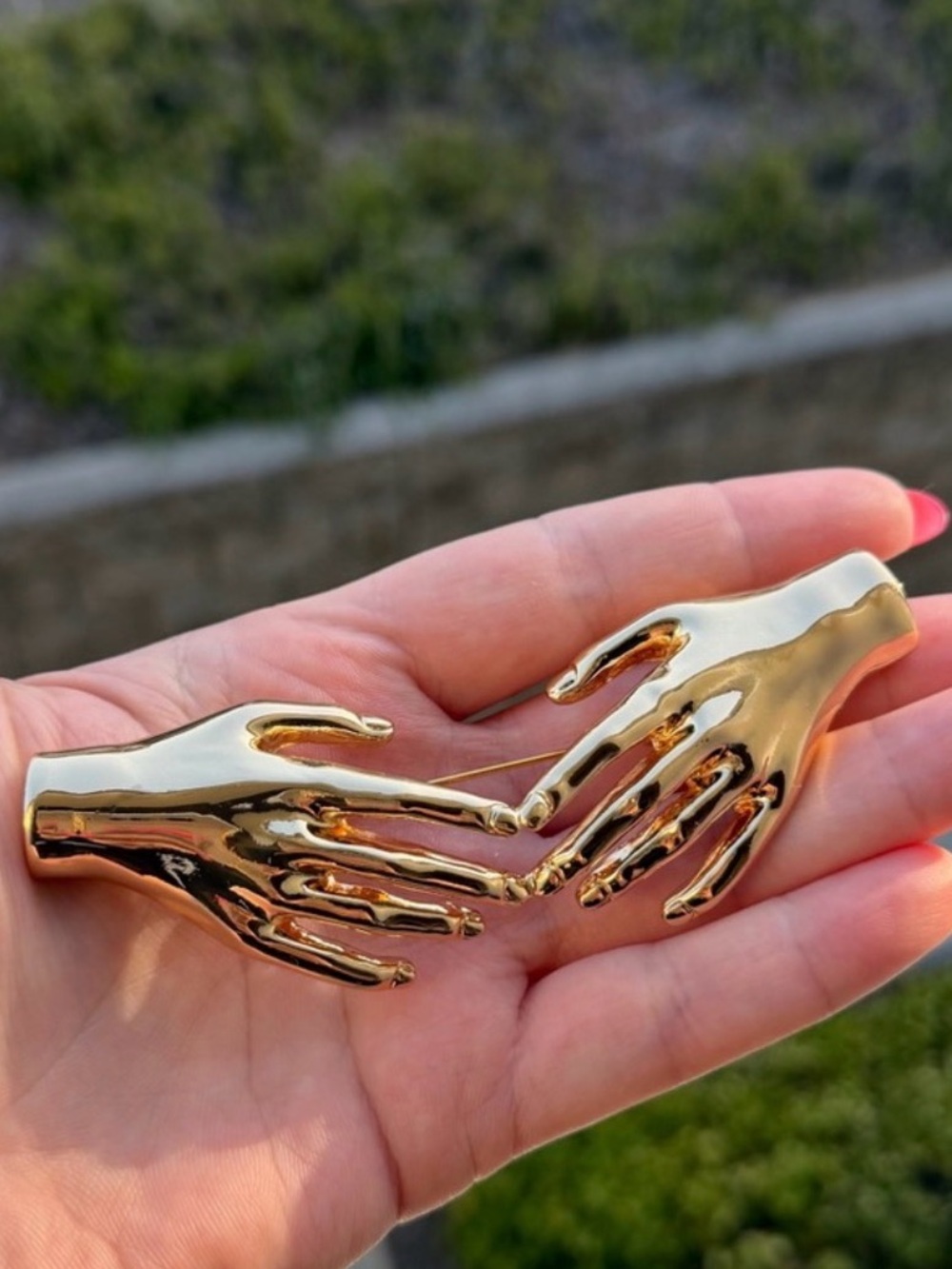 Friendship Brooch Hands Shaped Pin